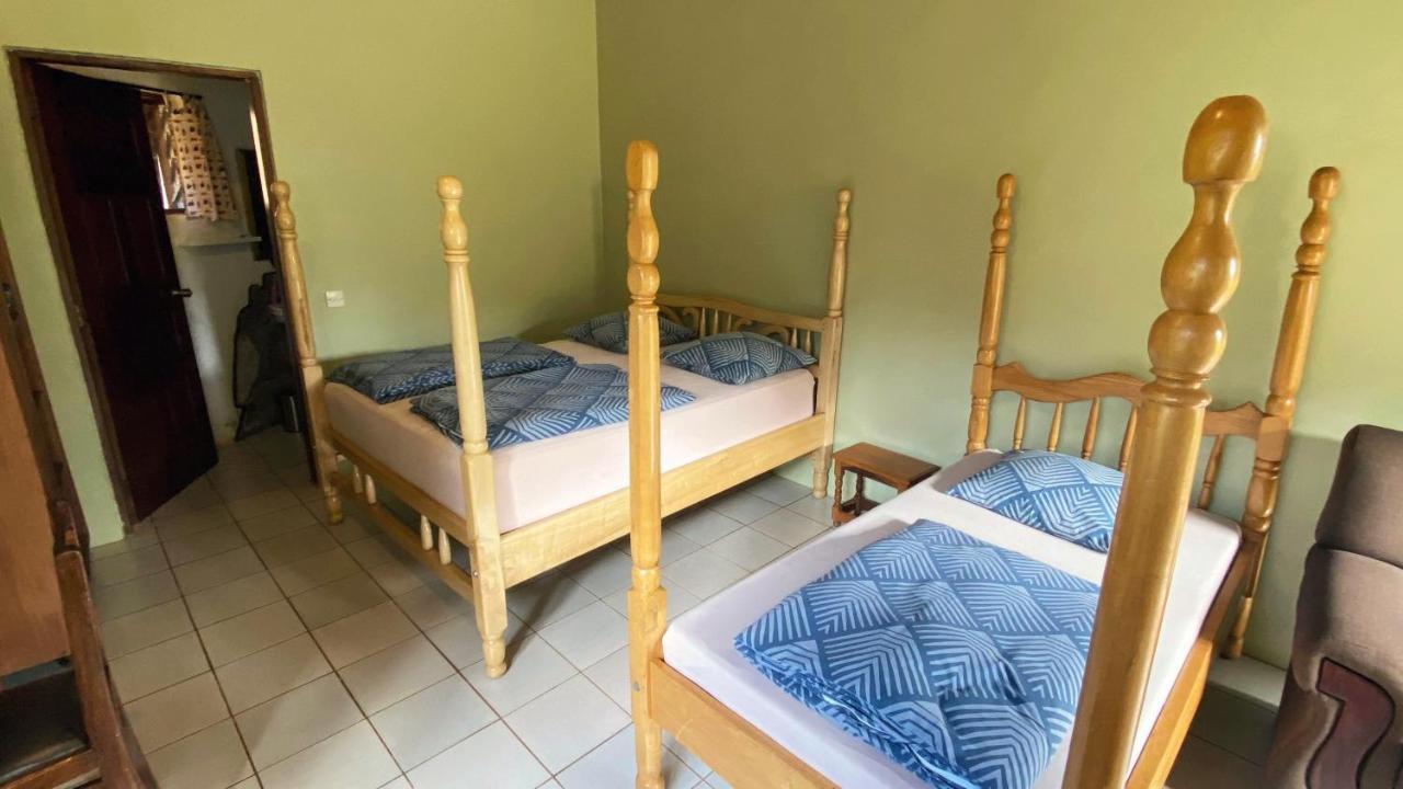 Banda Lodge Masaka Exteriér fotografie