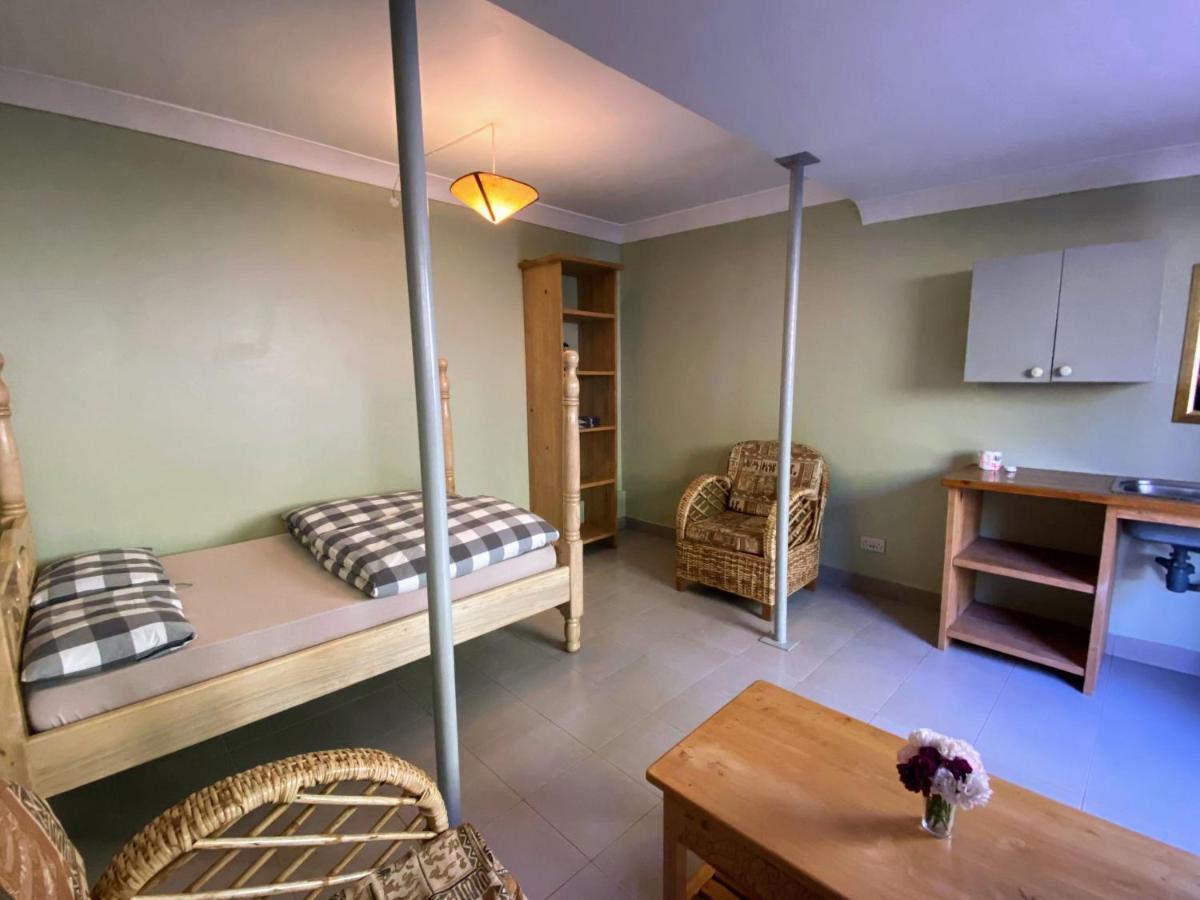 Banda Lodge Masaka Exteriér fotografie