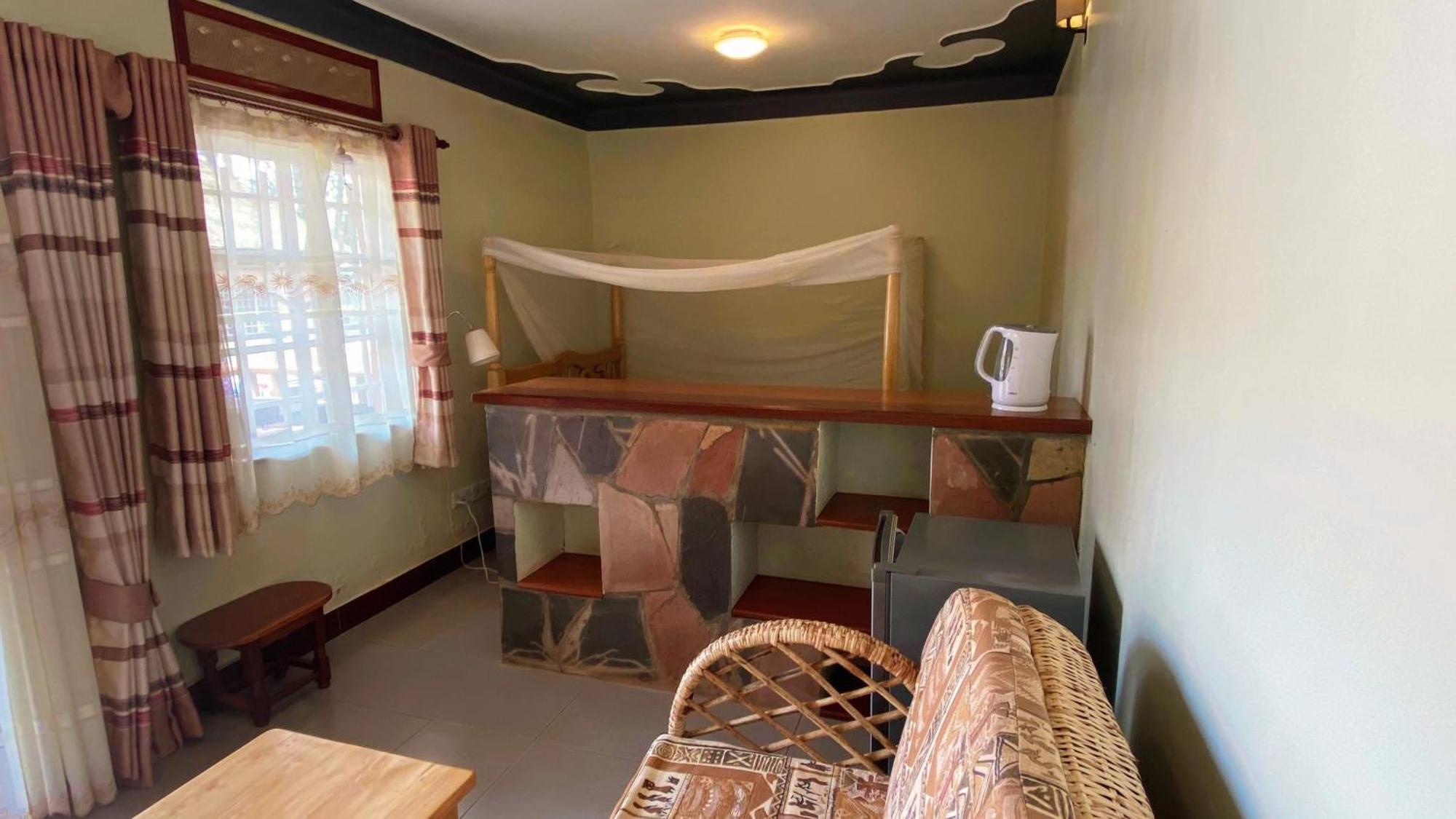 Banda Lodge Masaka Exteriér fotografie