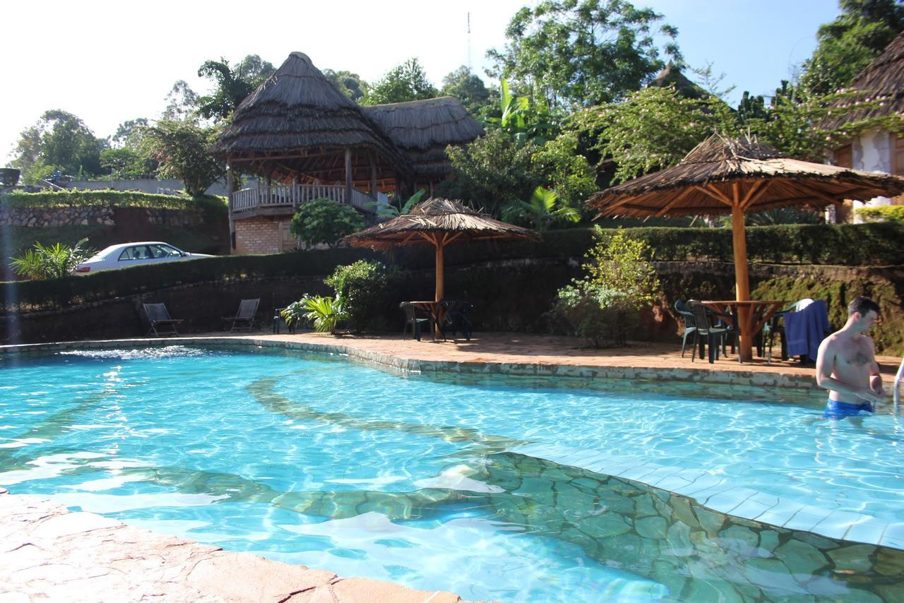 Banda Lodge Masaka Exteriér fotografie