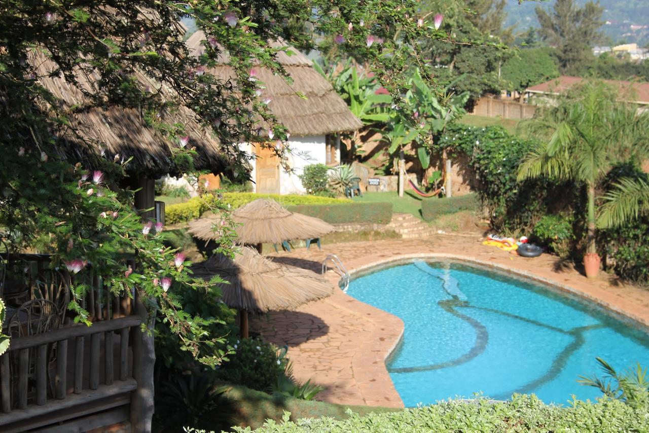Banda Lodge Masaka Exteriér fotografie