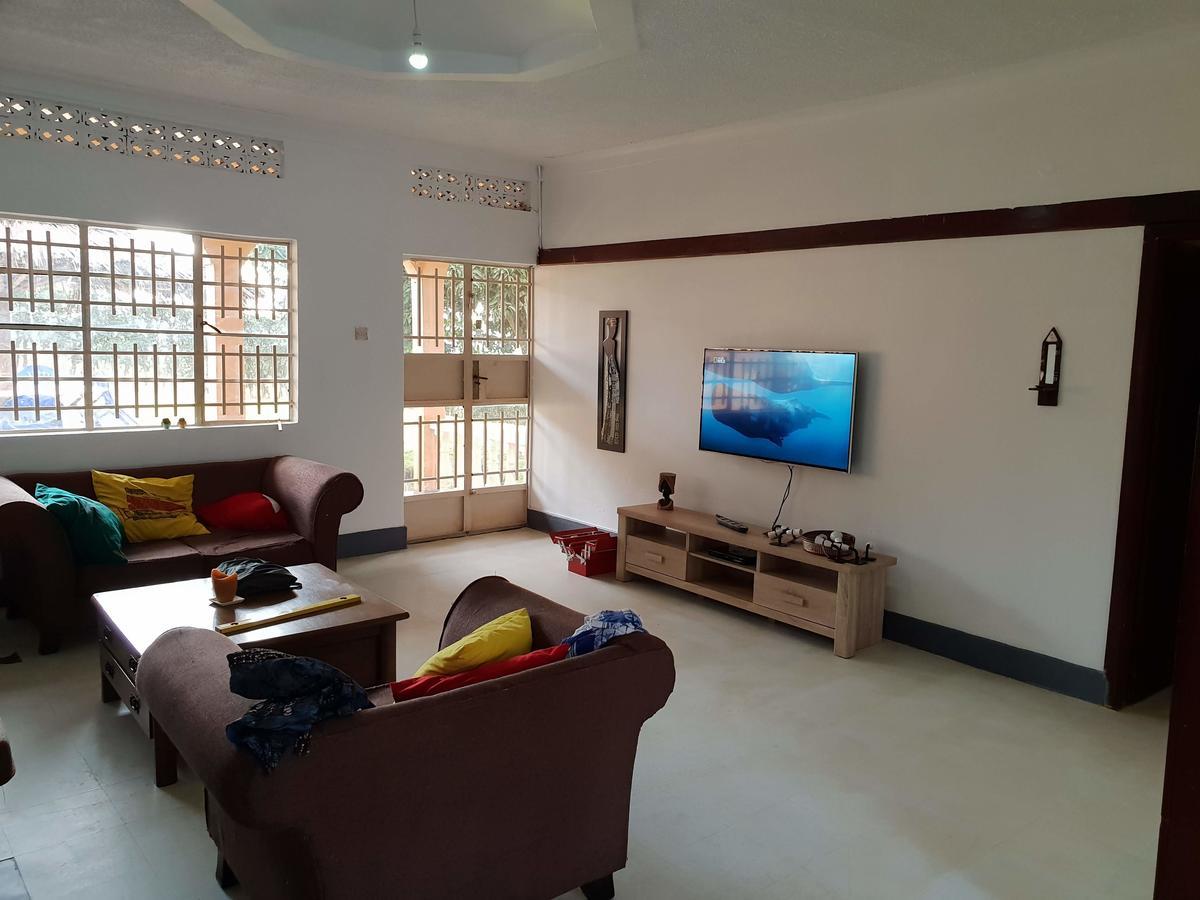 Banda Lodge Masaka Exteriér fotografie