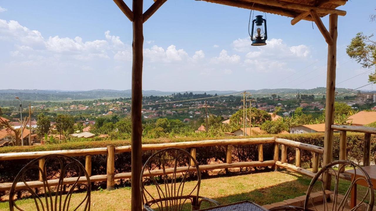Banda Lodge Masaka Exteriér fotografie