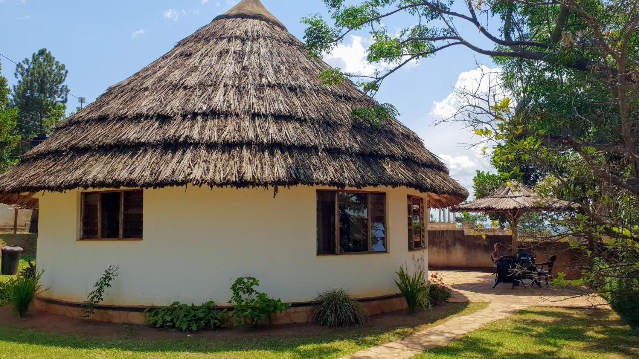 Banda Lodge Masaka Exteriér fotografie